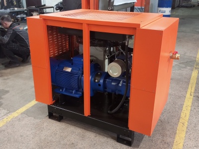 Станция компрессорная электрическая для неотапливаемого цеха шумозаглушенная АРСМАШ ЗИФ-СВЭ 3,5/0,7 ШР